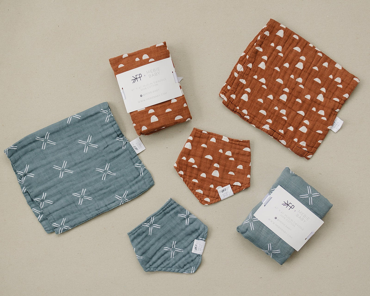 Arches Changing Pad Cover Freshly Picked + Mebie Baby