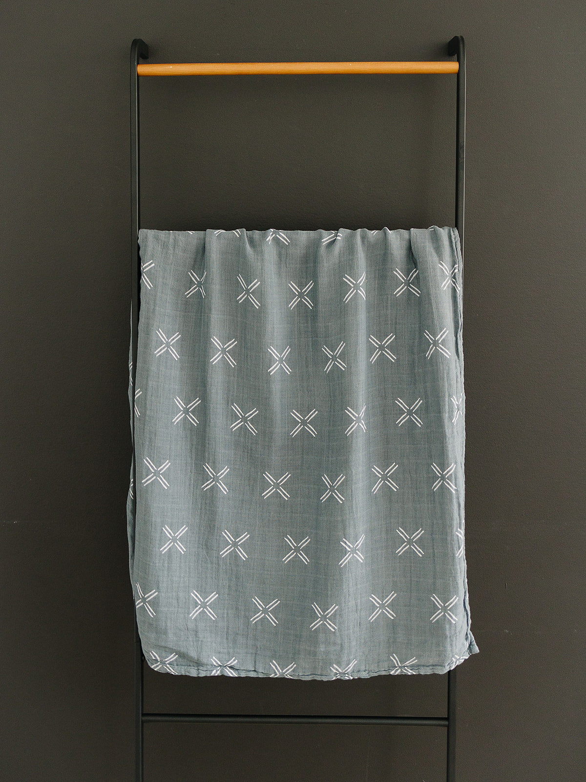 Blue X Swaddle Blanket Freshly Picked + Mebie Baby