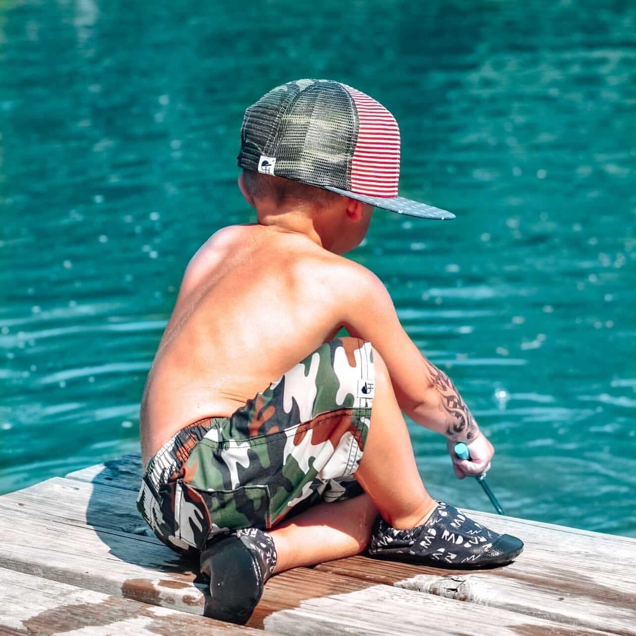 CAMO PATRIOTIC TRUCKER
