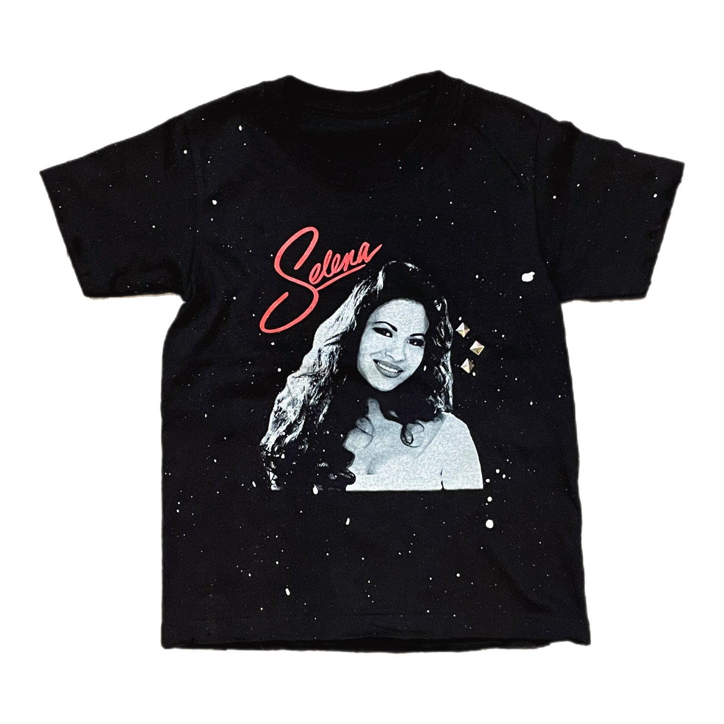 Selena Tee