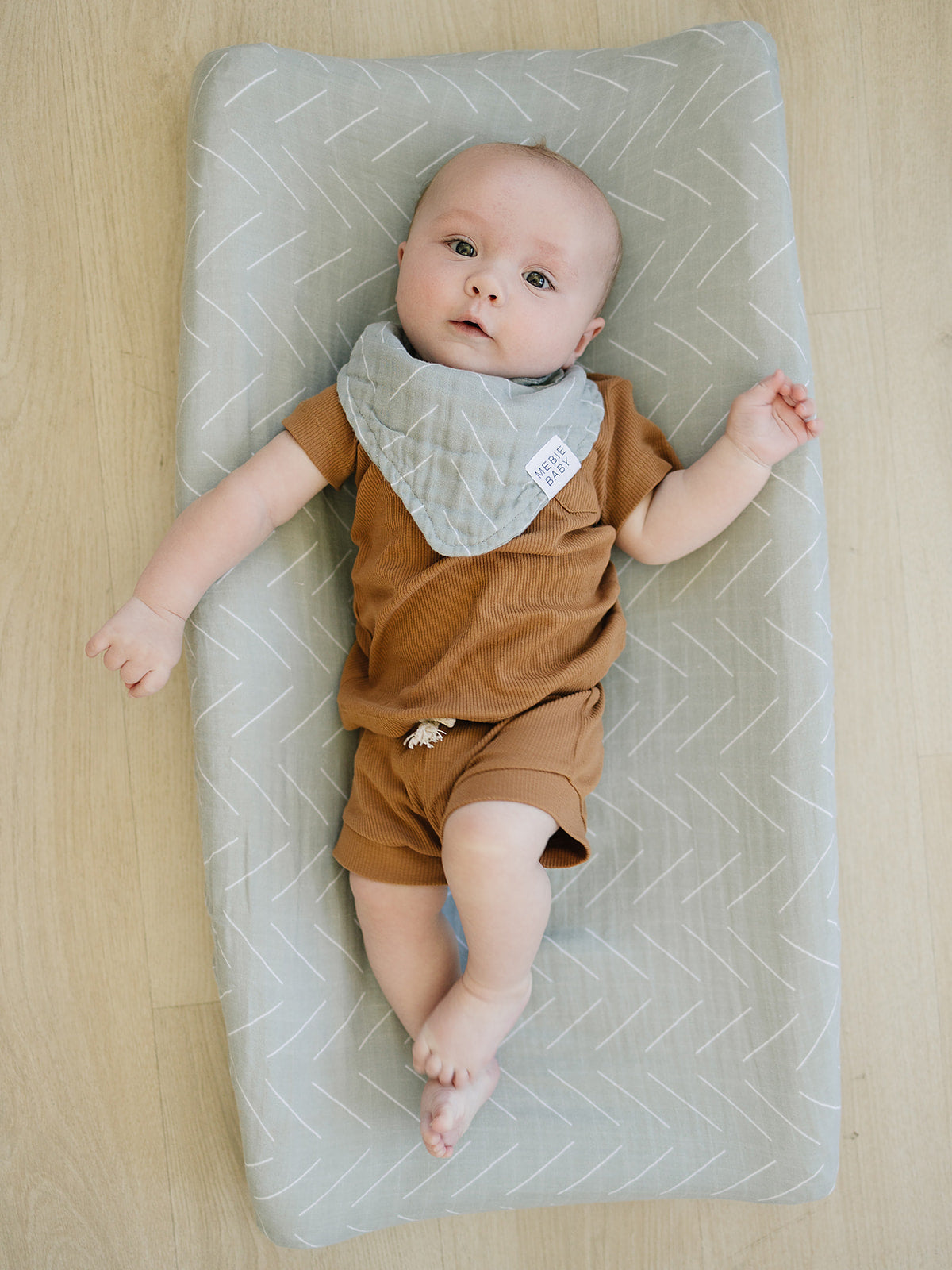 Desert Sage Bib