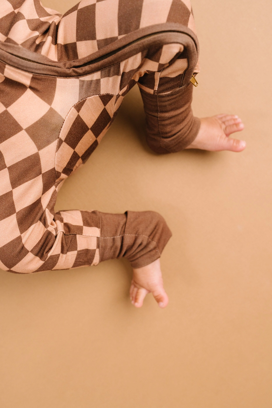 Espresso Checkered Bamboo Sleeper