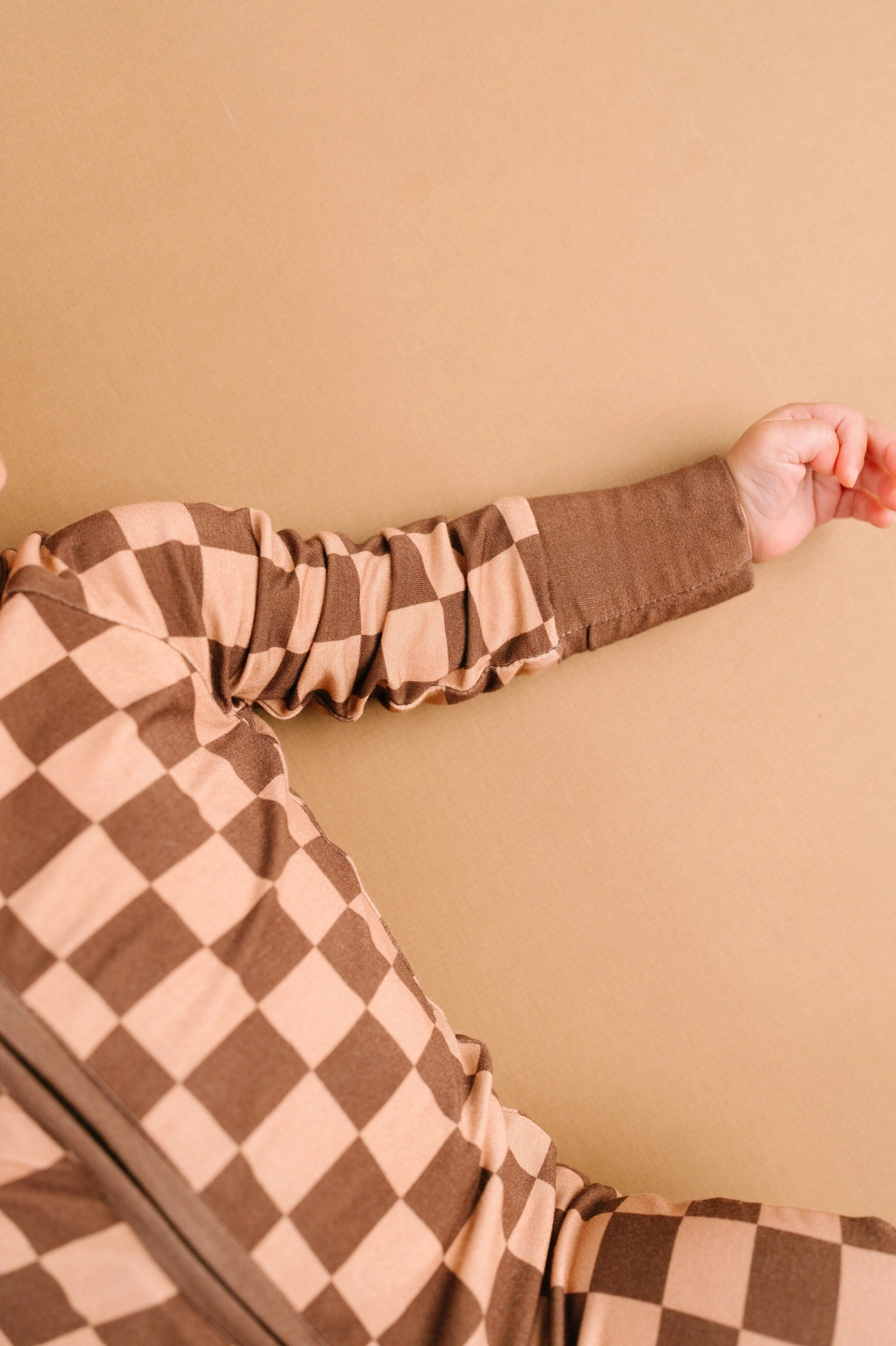 Espresso Checkered Bamboo Sleeper