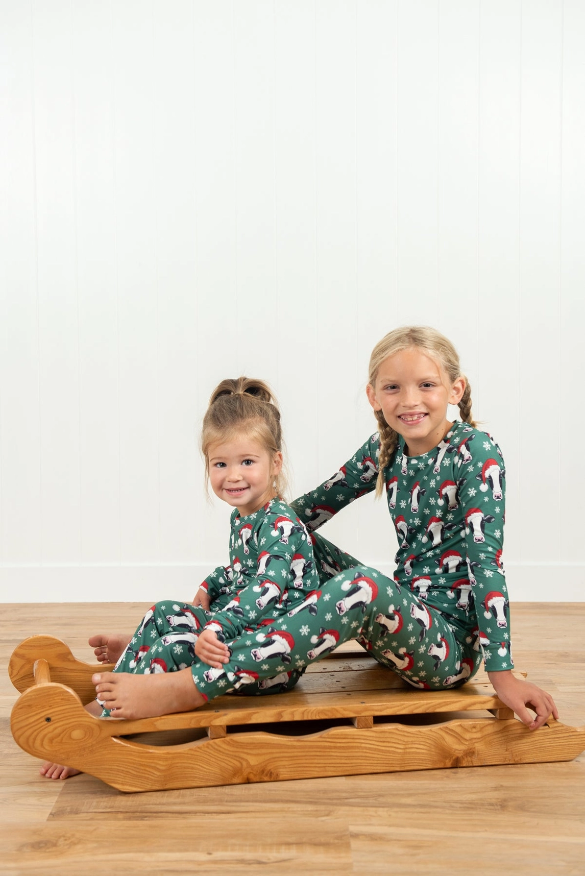 Santa Cows & Snowflakes Toddler/Youth Pajama Set